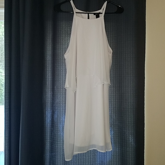 Dress - Picture 1 of 4